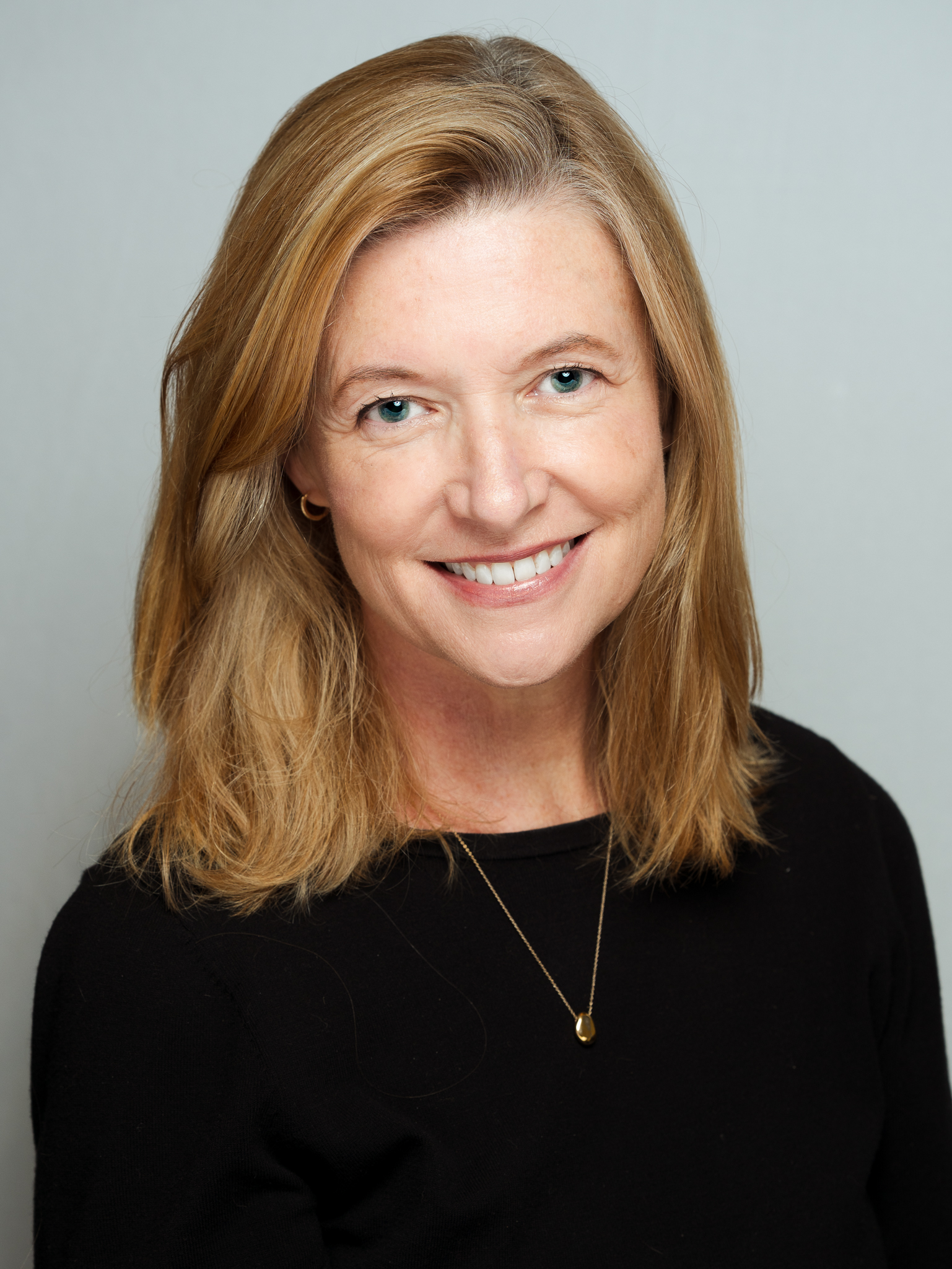 Portrait of Shannon Fopeano